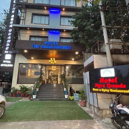 Hotel Agra Grande By Goyal Hoteliers Екстериор снимка