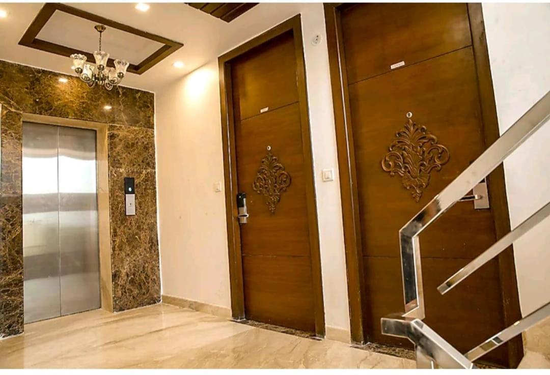 Hotel Agra Grande By Goyal Hoteliers Екстериор снимка