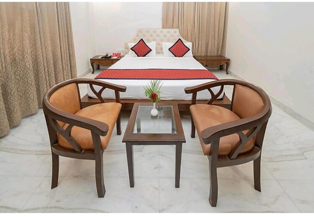 Hotel Agra Grande By Goyal Hoteliers Екстериор снимка